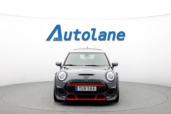 MINI John Cooper Works 4 of 5