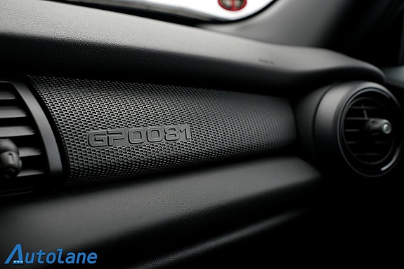 MINI John Cooper Works 18 of 30