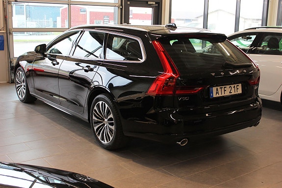 Volvo V90 12 of 15