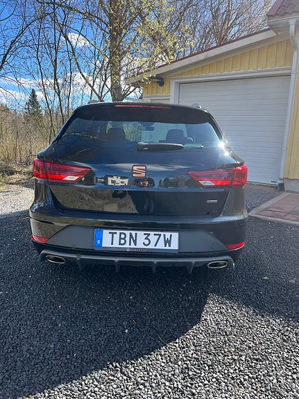 Seat Leon 3 of 6