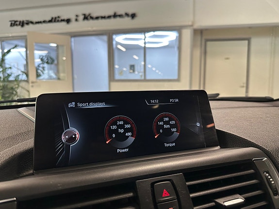 BMW M235i 13 of 16