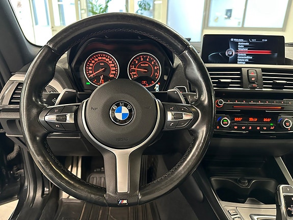 BMW M235i 10 of 16