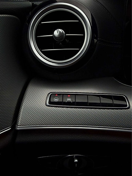 Mercedes-Benz E220 20 of 27