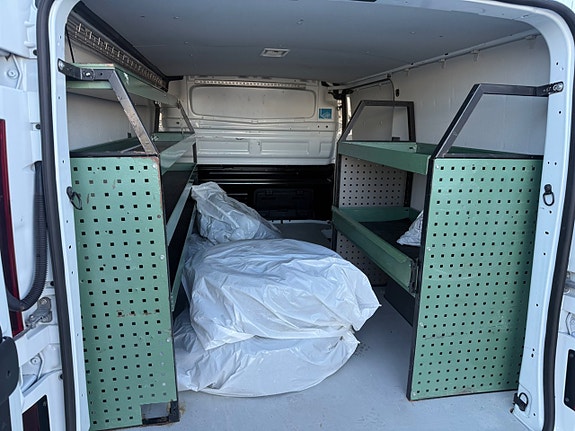 Renault Trafic 8 of 24