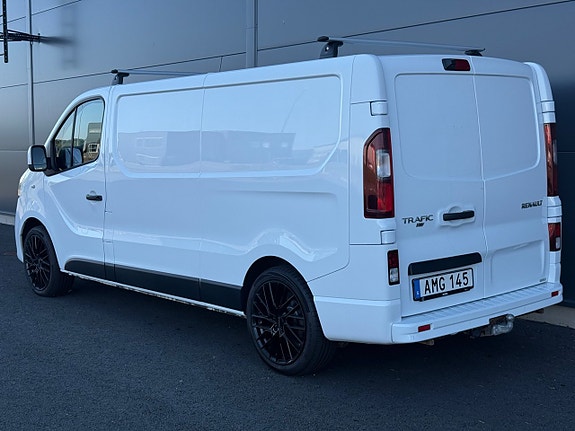 Renault Trafic 12 of 24