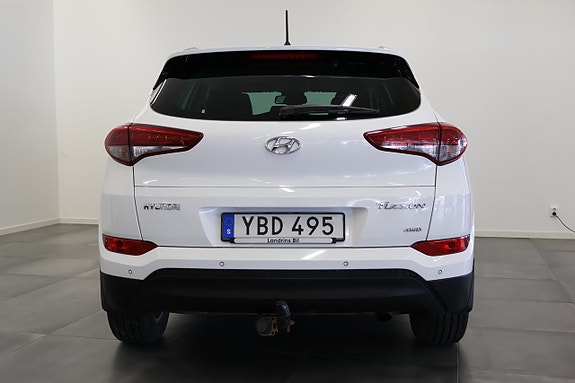 Hyundai Tucson 4 of 5