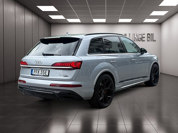 Audi Q7 5 of 5