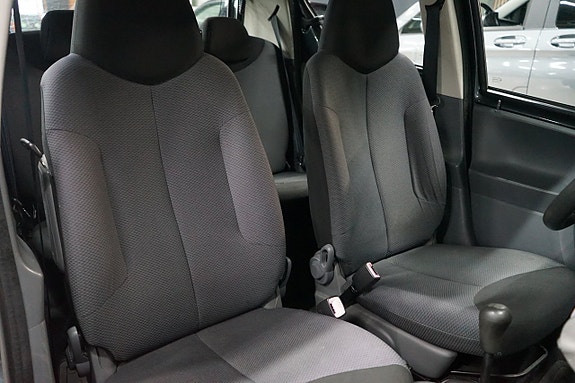 Toyota Aygo 9 of 11