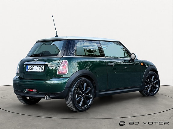 MINI Cooper 3 of 5