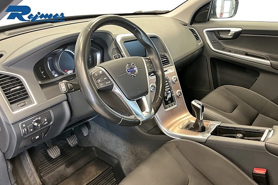 Volvo XC60 5 of 5