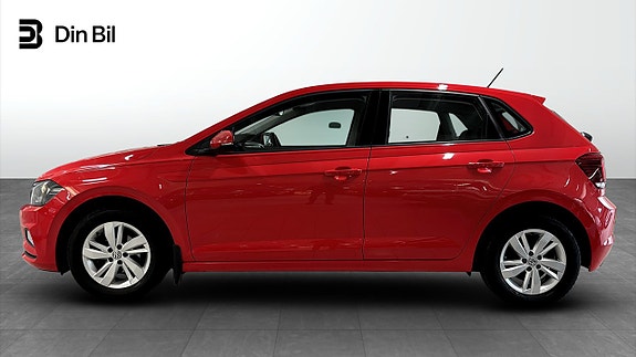Volkswagen Polo 2 of 5