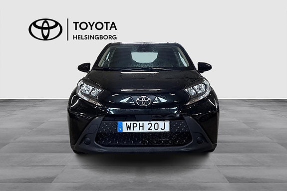 Toyota Aygo X 2 of 8