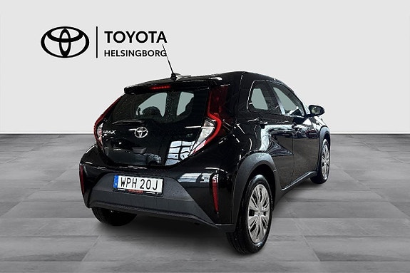 Toyota Aygo X 4 of 8