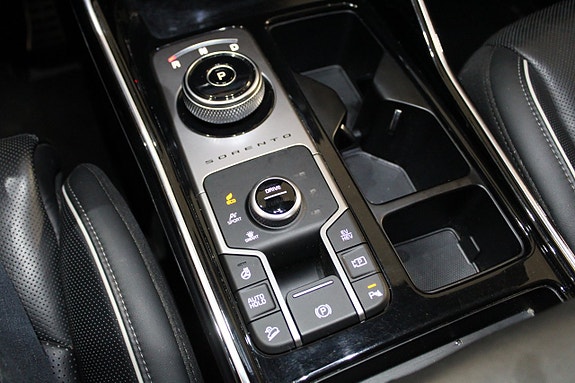 Kia Sorento 15 of 17