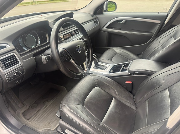 Volvo V70 6 of 10