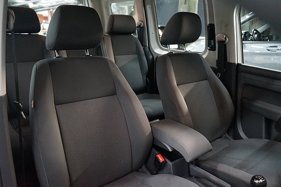 Volkswagen Caddy 8 of 13