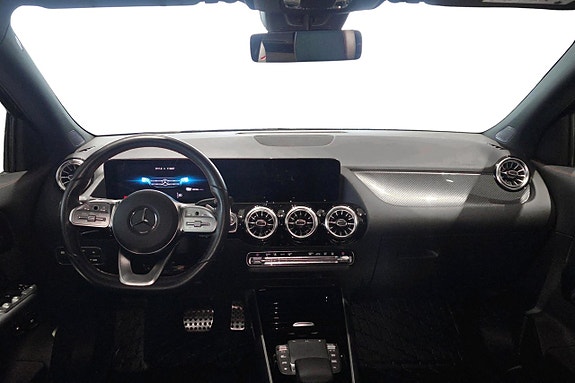 Mercedes-Benz GLA250 e 8 of 10