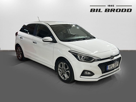 Hyundai i20 3 of 5