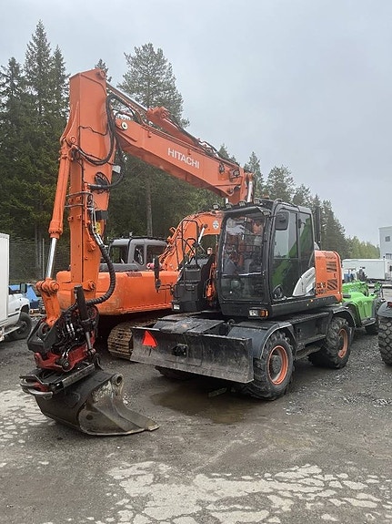 Hitachi ZX 140 W-5b 2 of 2