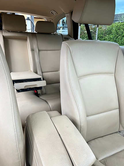 BMW 320d 6 of 12