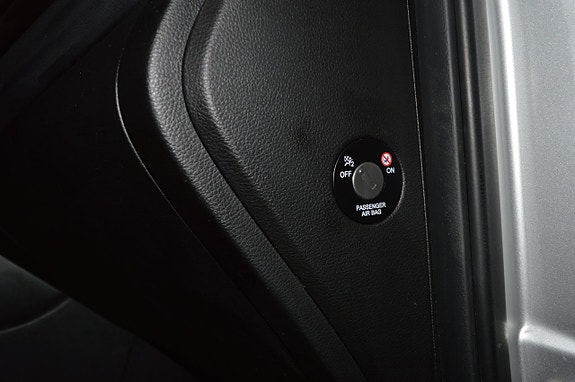 Kia Carens 16 of 19
