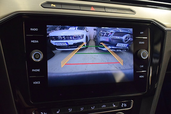 Volkswagen Passat Alltrack 11 of 21