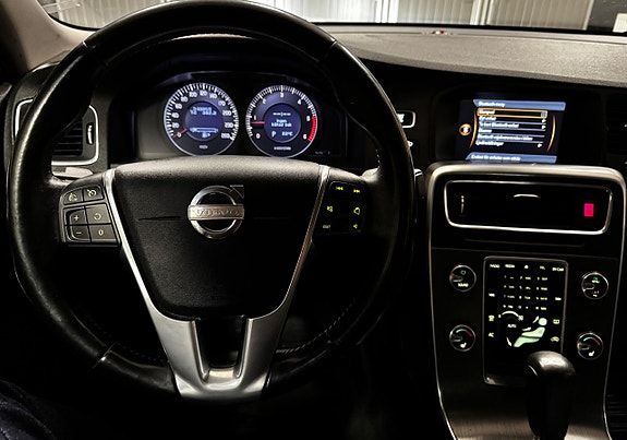 Volvo S60 14 of 19