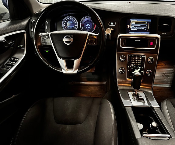 Volvo S60 12 of 19