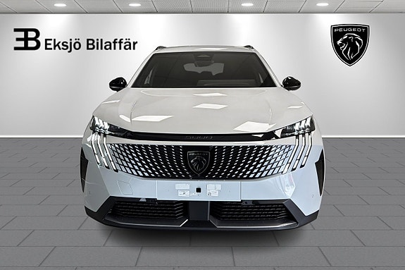 Peugeot 5008 2 of 5