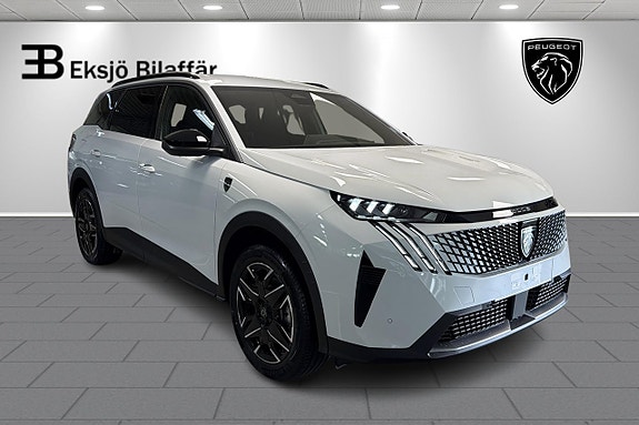 Peugeot 5008 3 of 5