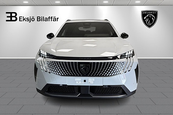 Peugeot 5008 2 of 5