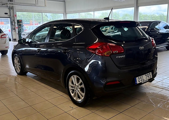 Kia Ceed 4 of 12