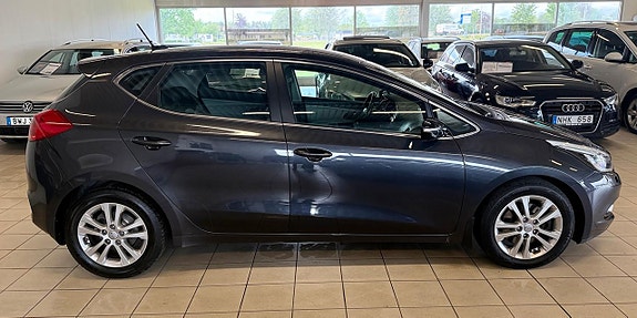 Kia Ceed 8 of 12