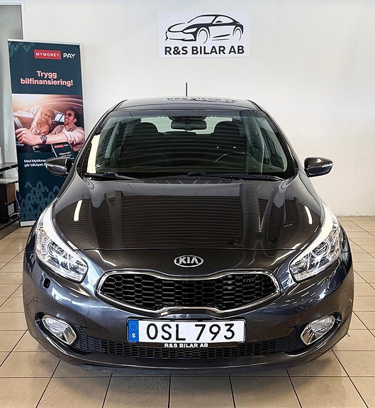 Kia Ceed 2 of 12