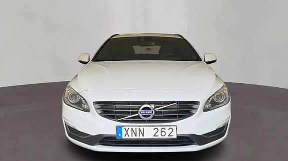Volvo V60 3 of 5
