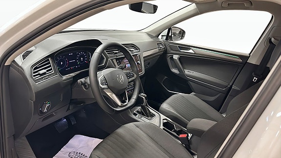 Volkswagen Tiguan Allspace 7 of 13