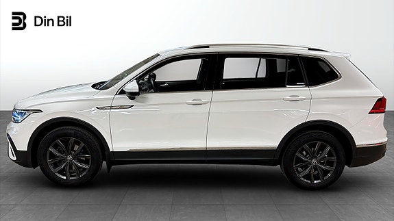 Volkswagen Tiguan Allspace 2 of 5