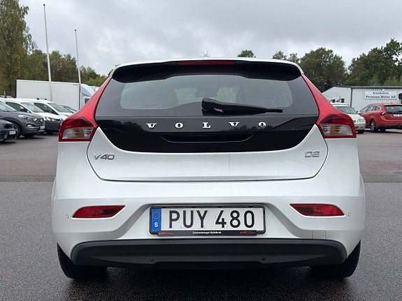 Volvo V40 5 of 14
