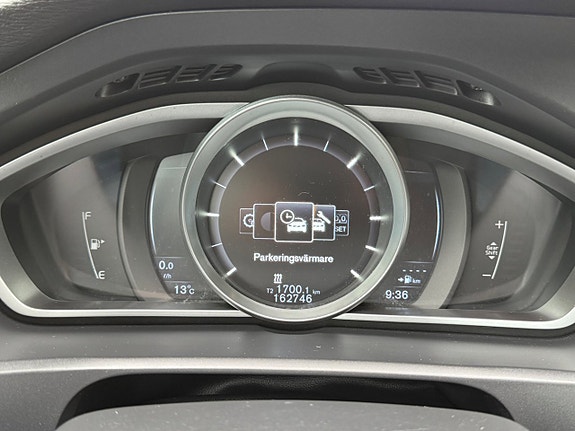 Volvo V40 14 of 14