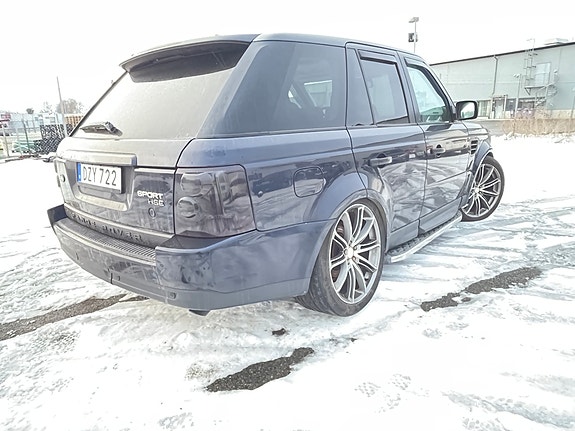 Land Rover Range Rover Sport 4 of 5