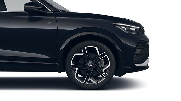 Volkswagen Tiguan 7 of 9