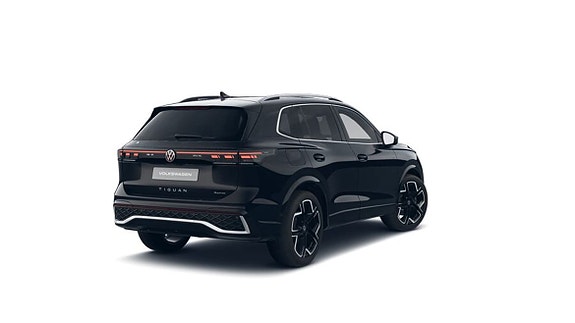 Volkswagen Tiguan 5 of 9