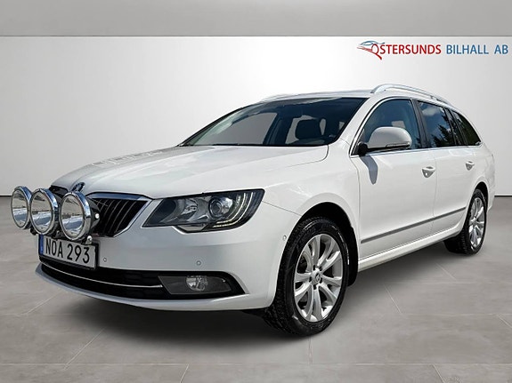 Skoda Superb 3 of 5