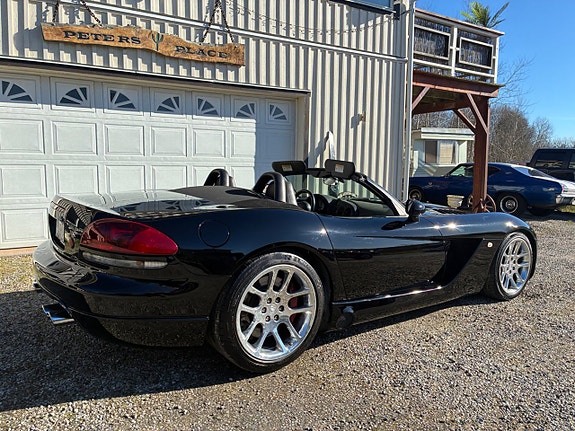Dodge Viper