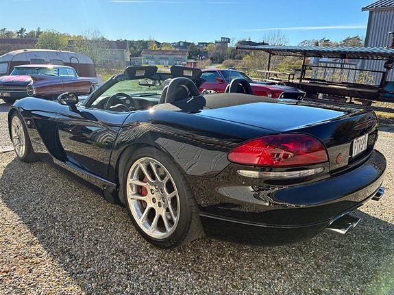 Dodge Viper 3 of 5
