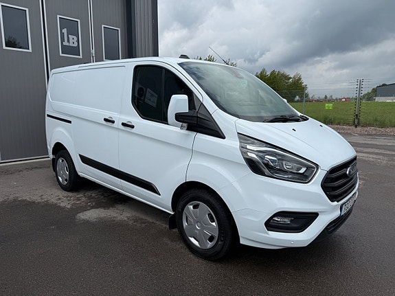 Ford Transit Custom 2 of 5