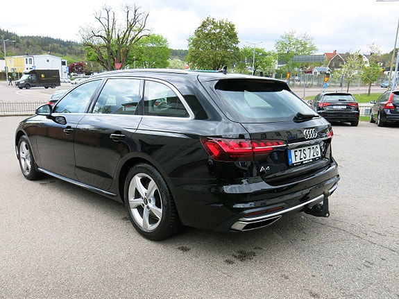 Audi A4 4 of 5
