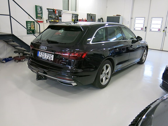 Audi A4 4 of 30