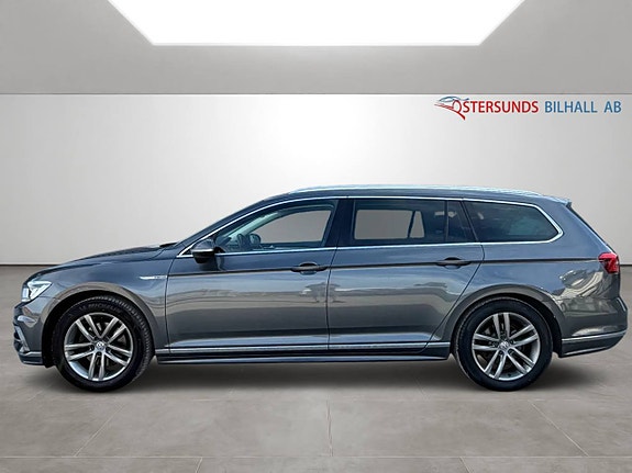 Volkswagen Passat 4 of 5