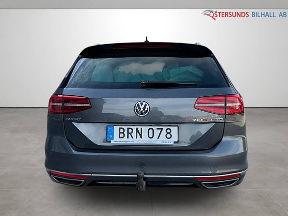 Volkswagen Passat 5 of 5